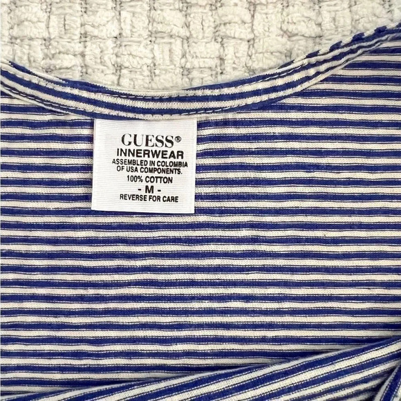 𝅺VINTAGE Guess Tank Top - Picture 2 of 5